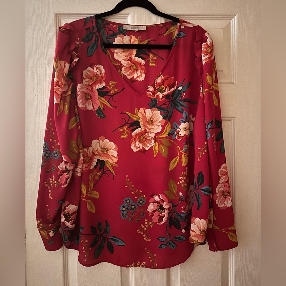 Beautiful Loft blouse